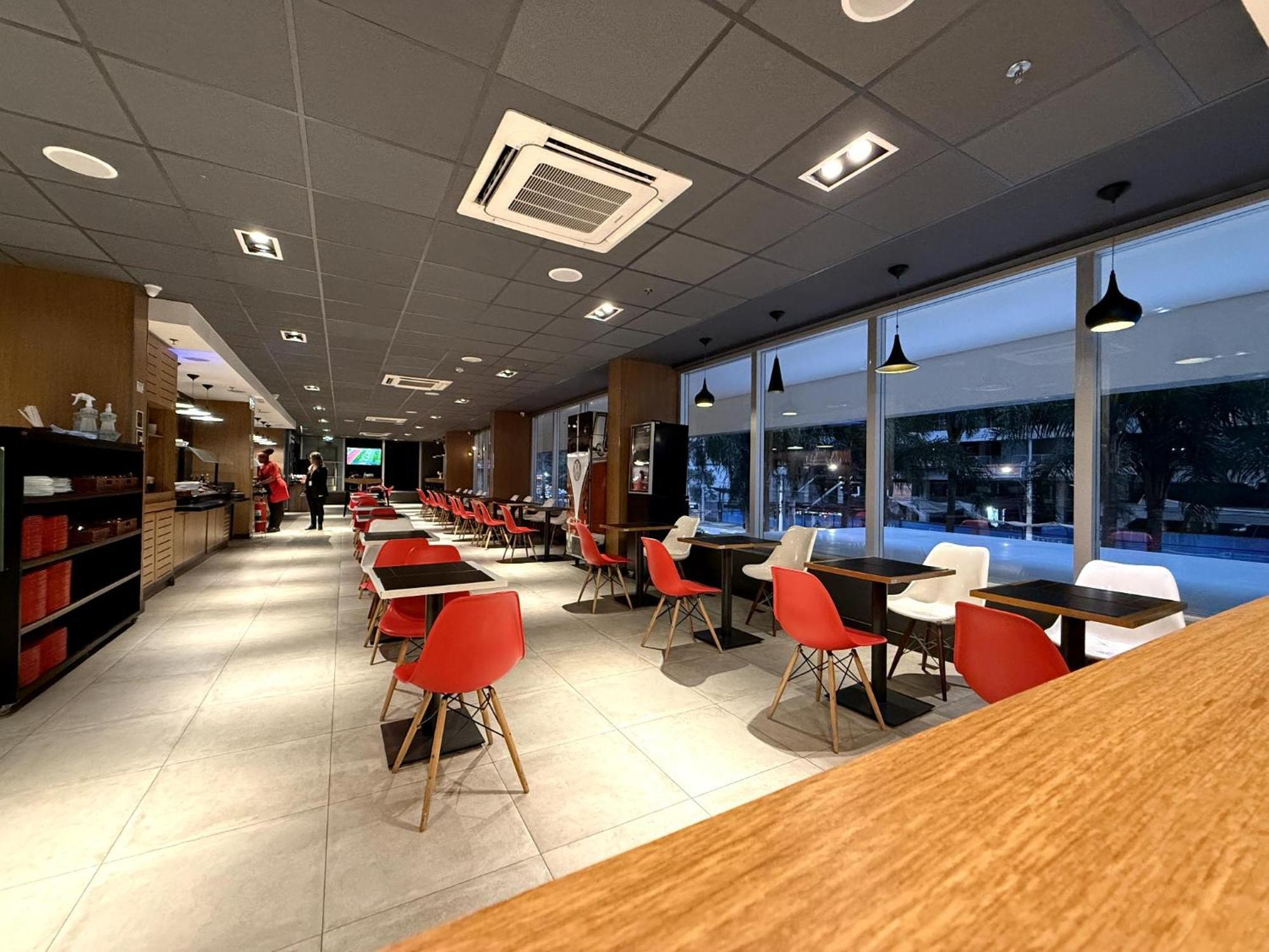 Ibis Sao Paulo Ibirapuera Hotel Екстериор снимка